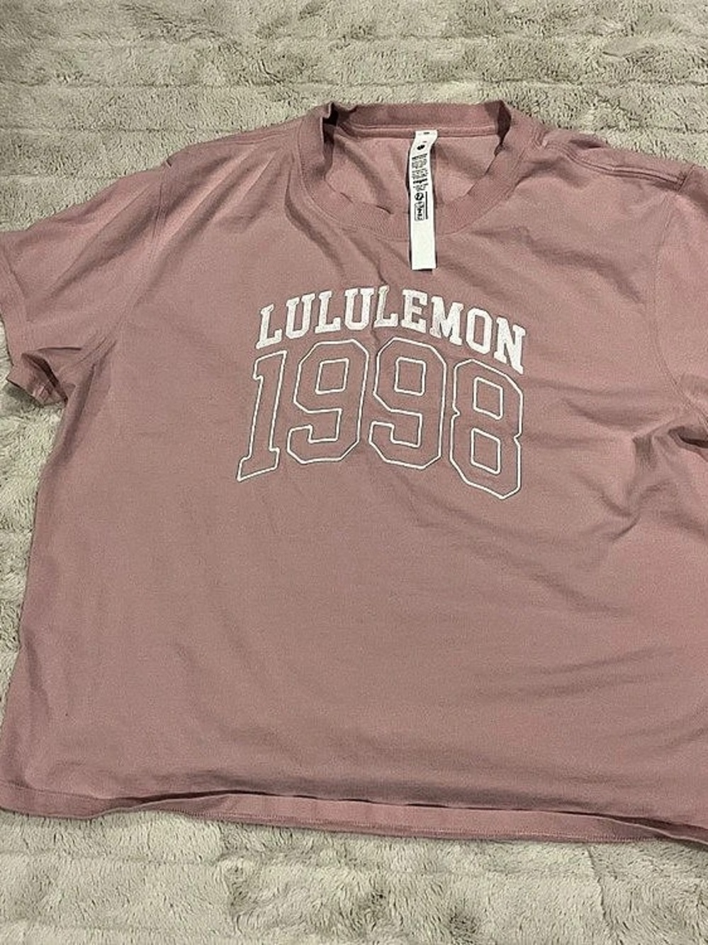lululemon 1998 Graphic Classic Fit Cotton T-Shirt Short Sleeve Graphic Tee in